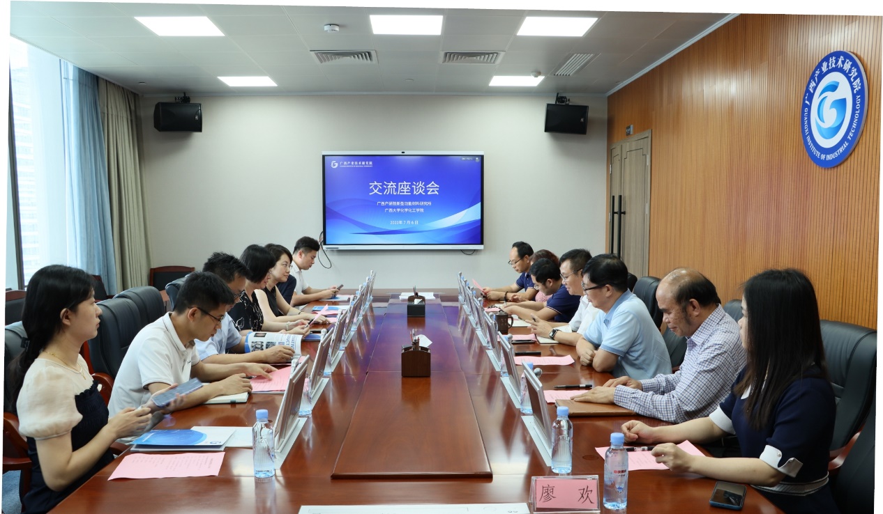 英国威廉公司官网公司领导率队走访用人单位