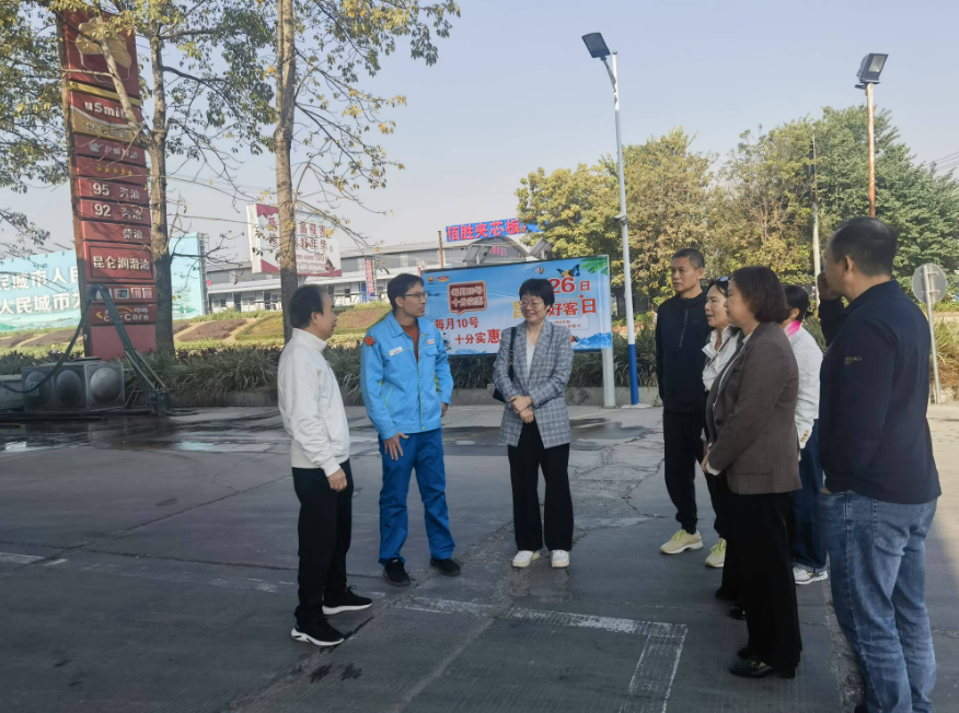 英国威廉集团官网员工工作组赴柳州走访员工企业