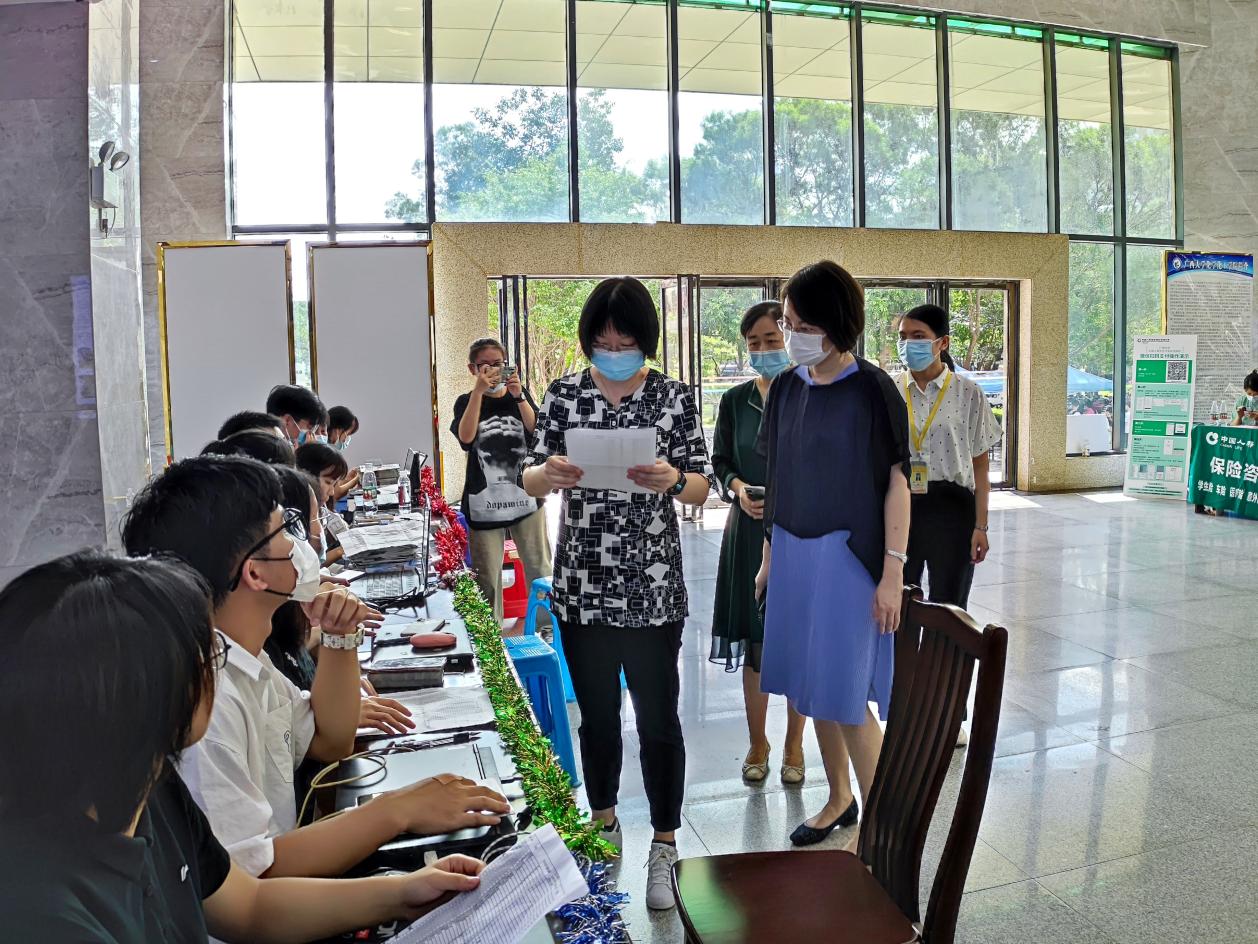 英国威廉集团官网2022级新生开学迎新