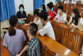 聊思想 凝共识 促发展——公司党委走进员工社团